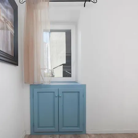 Hanna Mit Blick Auf Wasser By Interhome *