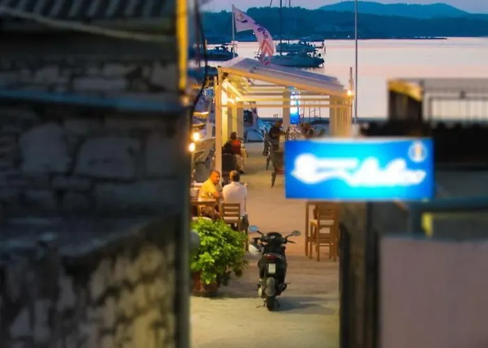 Hanna Mit Blick Auf Wasser By Interhome Ferienhaus